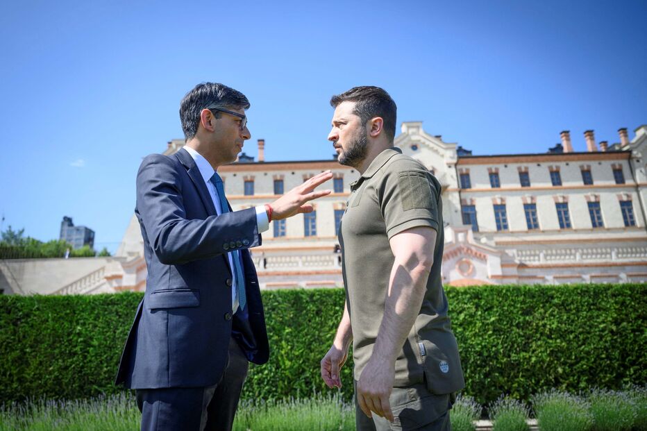 Rishi Sunak e Volodymyr Zelensky na Moldávia