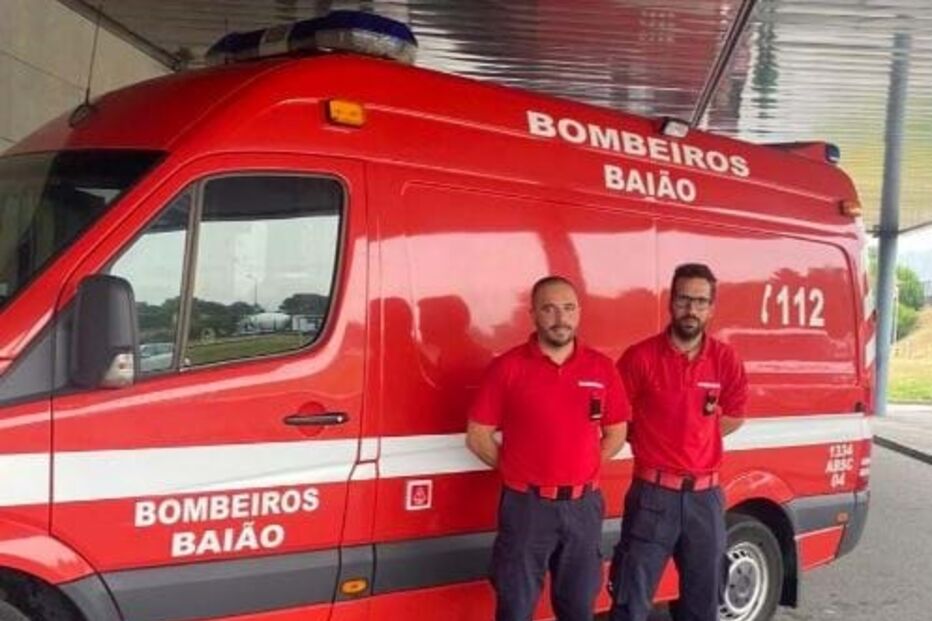 Nuno Ribeiro e João Ribeiro, bombeiros há vários anos na corporação de Baião