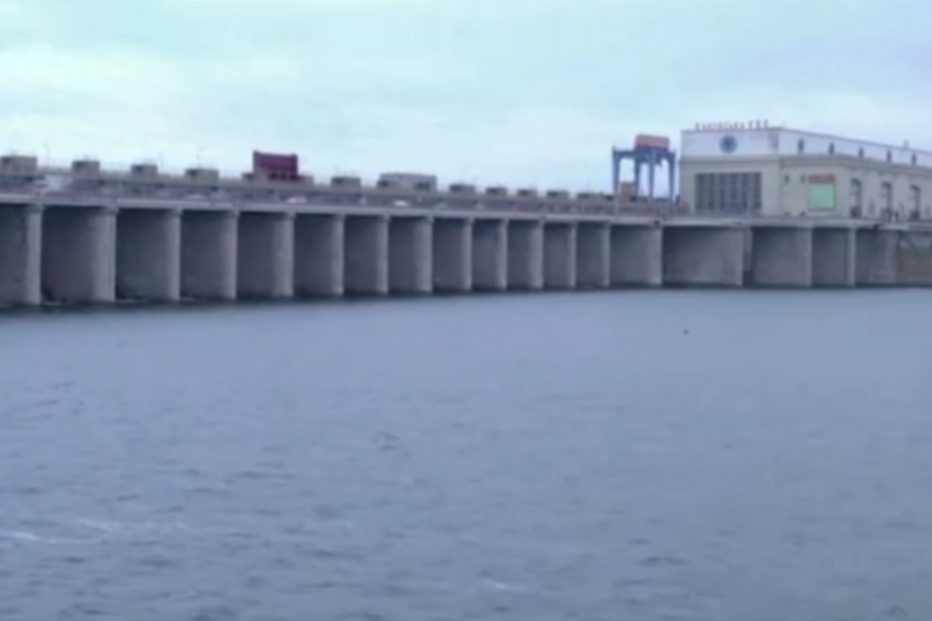 Barragem da central hidroelétrica de Kakhovka