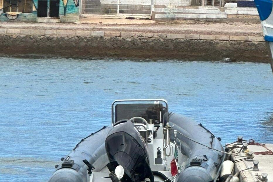 Embarcação apreendida suspeita de narco tráfico