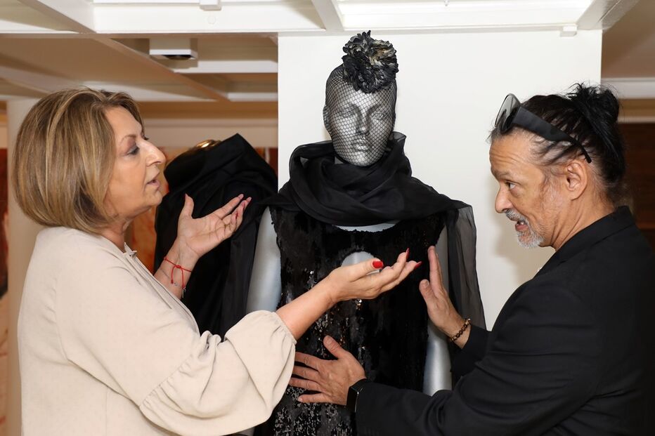 Maya, Luís Barbeiro 