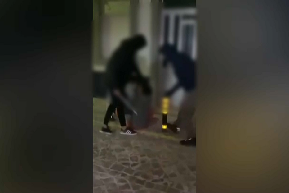 Justiça manda jovens que agrediram imigrante nepalês em Olhão para casa