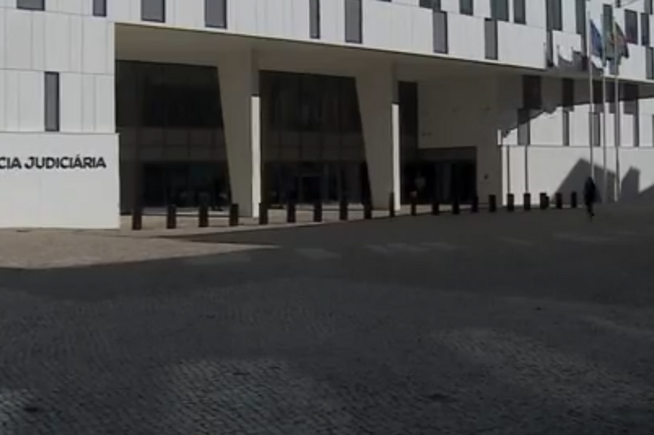 Jovem violada cai em armadilha ao ir à busca de emprego em Lisboa