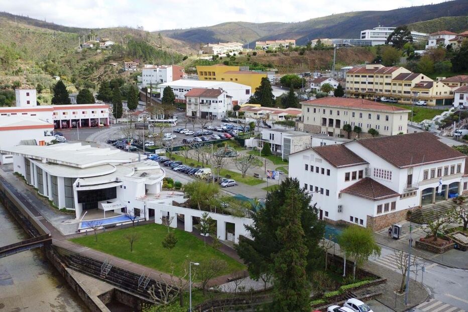 Vista para Pampilhosa da Serra (FOTO DE ARQUIVIO)