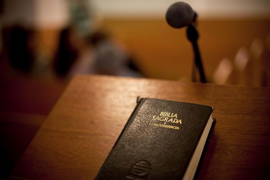 Igreja xxx bíblia xxx