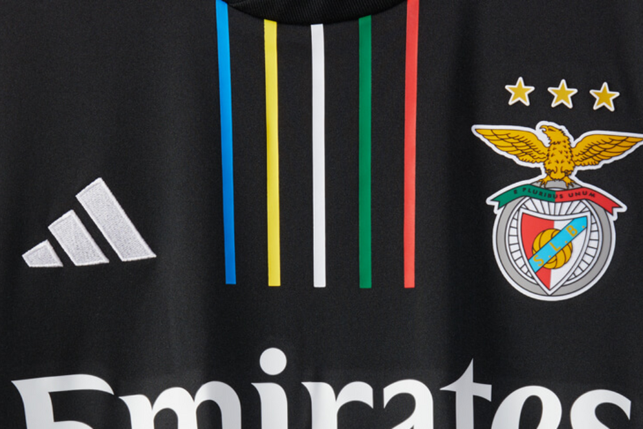 2023-06-30_19_13_15 camisola_alternativa_adidas_2023_2024_1.png