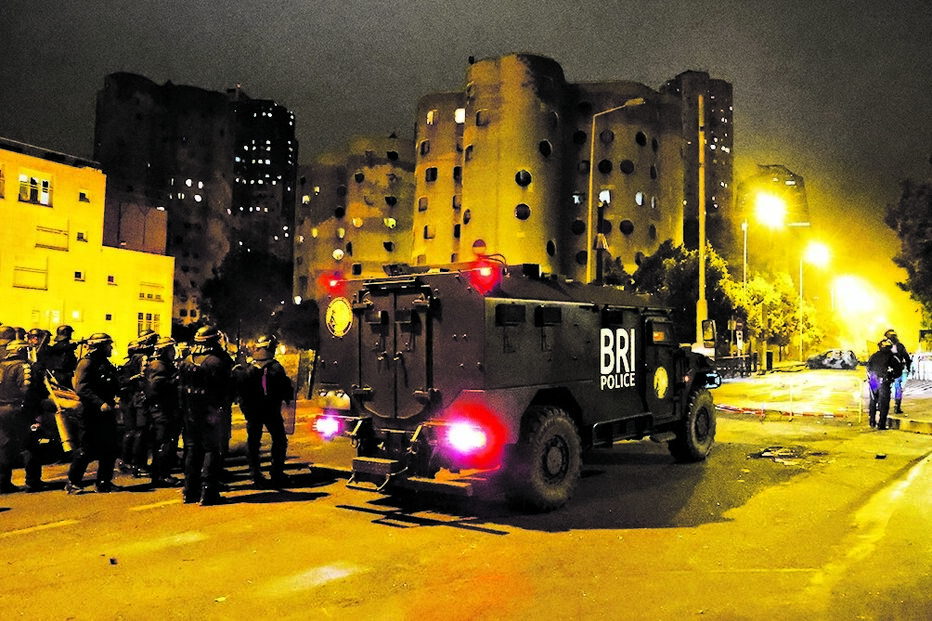 Protestos, violência e destruição de norte a sul de França