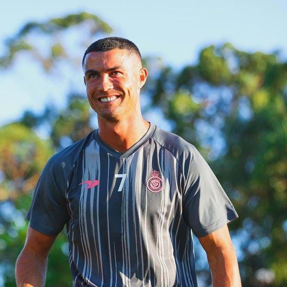 VÍDEO: Cristiano Ronaldo junta-se ao estágio do Al Nassr no Algarve - CNN  Portugal