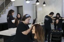 Participantes da formação de assistente de cabeleireiro 