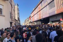 Protestos junto ao Centro Comercial Stop
