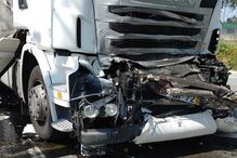 Colisão entre dois camiões em Albergaria-a-Velha