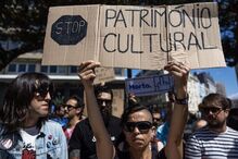 Músicos tinham salas de ensaios e estúdios no Centro Comercial Stop