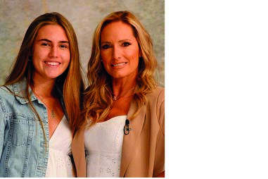 Fernanda Serrano, Laura