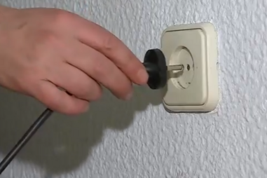 Menina de dois anos morre eletrocutada na Pontinha