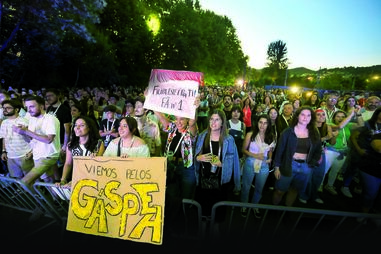 Festival de Rock que Acontece Perto do Rio Febras