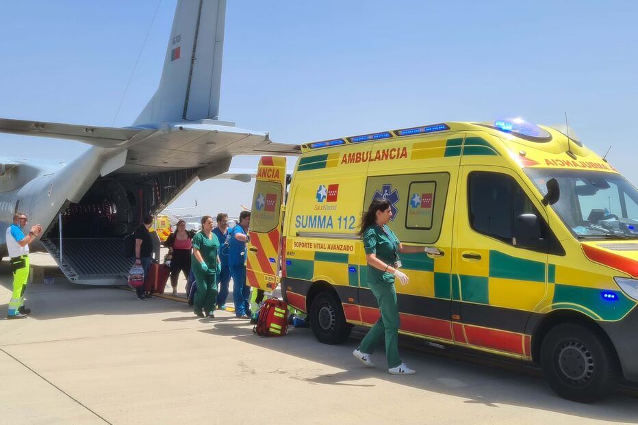 Força Aérea transporta criança doente para receber tratamento no estrangeiro