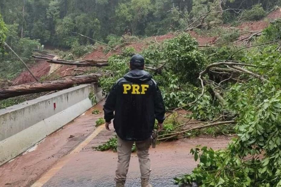 2023-07-13_16_24_14 ciclone.jpg