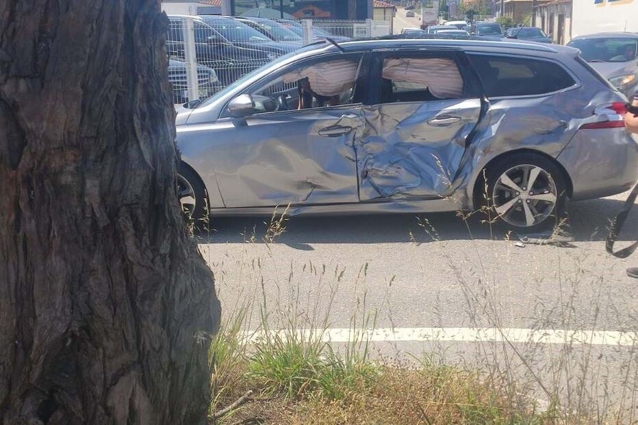 colisão, mota, carro, Santa Maria da Feira