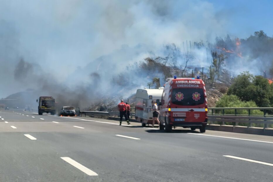 Incêndio em carro em Beja
