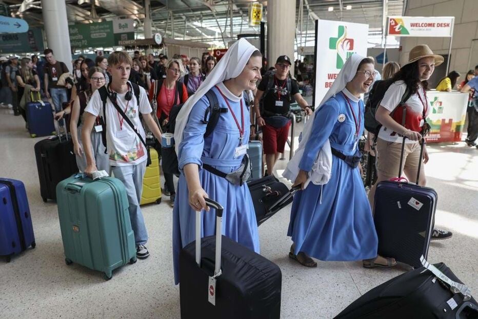 Peregrinos de todo o mundo chegam a Lisboa para a JMJ