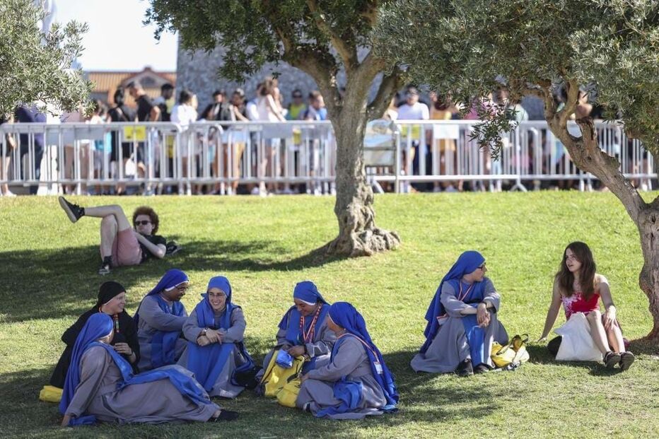 Peregrinos no Cristo Rei