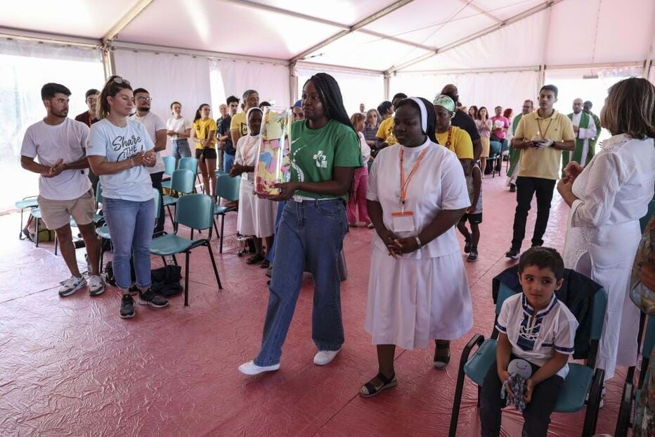 Peregrinos no Cristo Rei