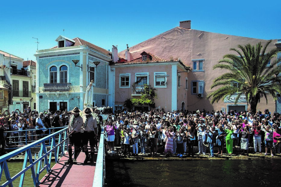 Imagem da Virgem Peregrina