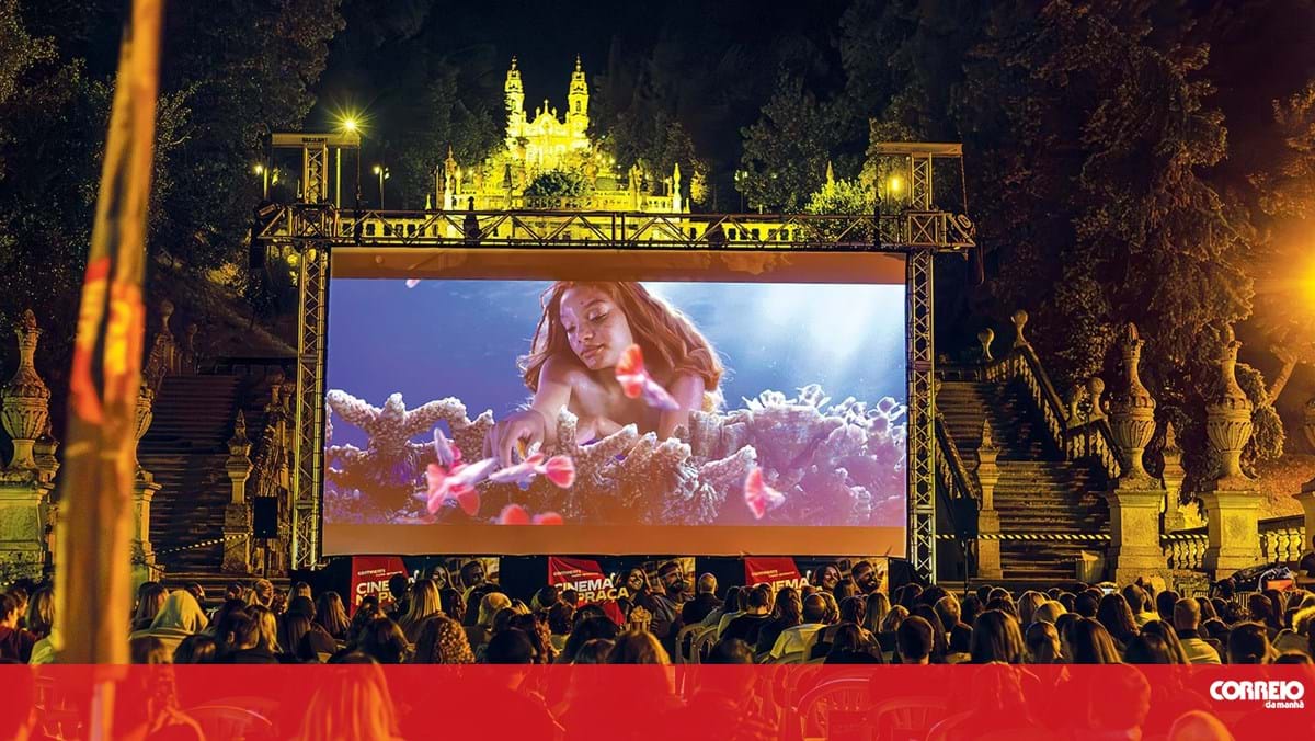 Continente oferece cinema gratuito e ao ar livre em todo o País no verão -  Continente Cinema na Praça - Correio da Manhã