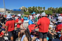 Peregrinos impedidos de entrar no Campo da Graça