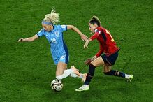 Jogo entre Espanha e Inglaterra