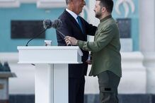 Marcelo Rebelo de Sousa e Volodymyr Zelensky na celebração do Dia da Independência da Ucrânia