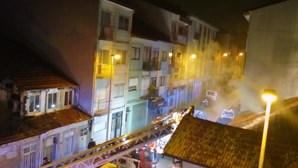 Condenado a 23 anos de prisão por incendiar quarto da mãe e provocar a sua morte no Porto