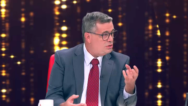 “Não é um processo meu”: Quintino Aires explica alegadas dívidas expostas em revista ‘TV 7 dias’ 