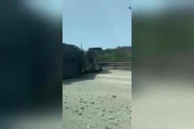 Camião despista-se na A2