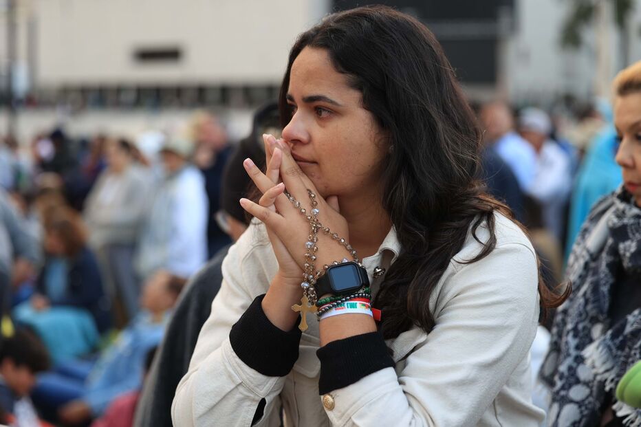 Peregrinos emocionados com Papa Francisco