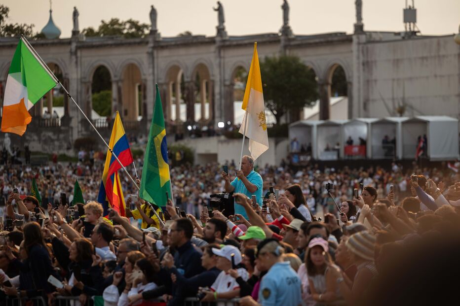 Milhares de peregrinos no Santuário de Fátima