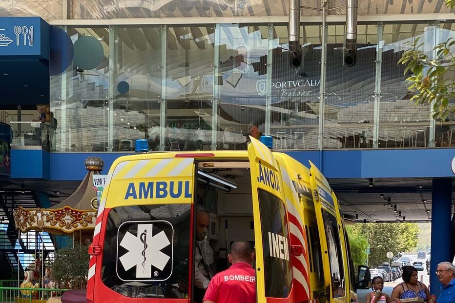 Bombeiros chegam ao Ubbo