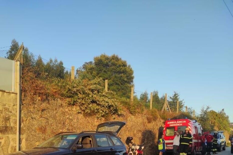 Jovem ferido em colisão entre mota e carro em Arouca