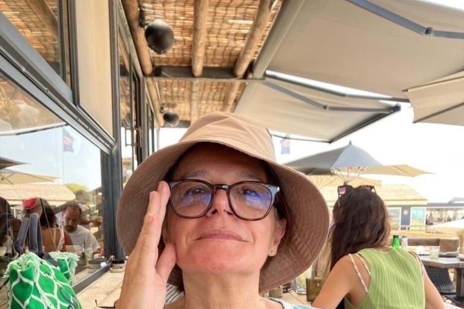 Júlia com o marido, a filha e uma amiga, Marta