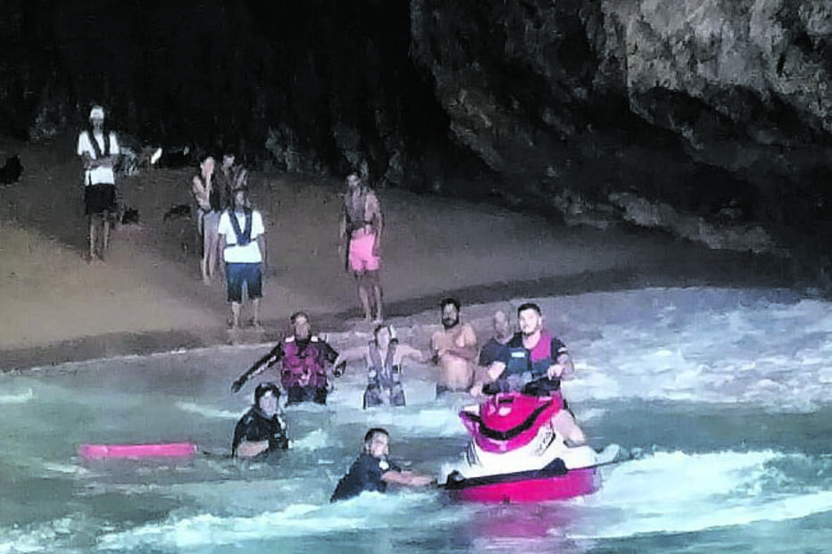 Todos foram resgatados sem ferimentos