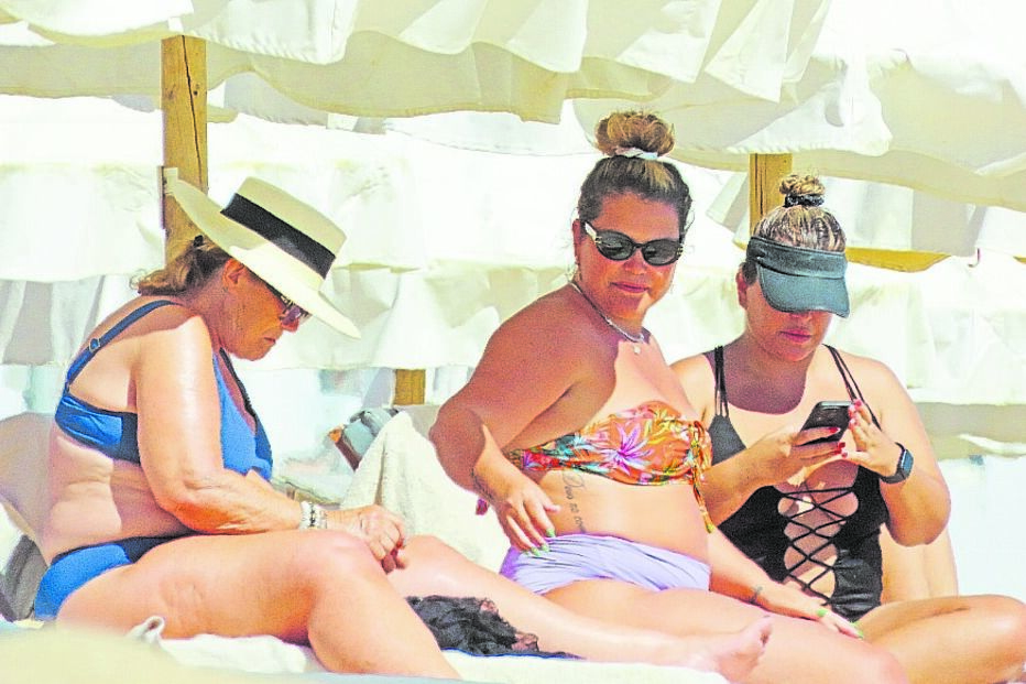 Dolores, Katia e Flávia Moreira