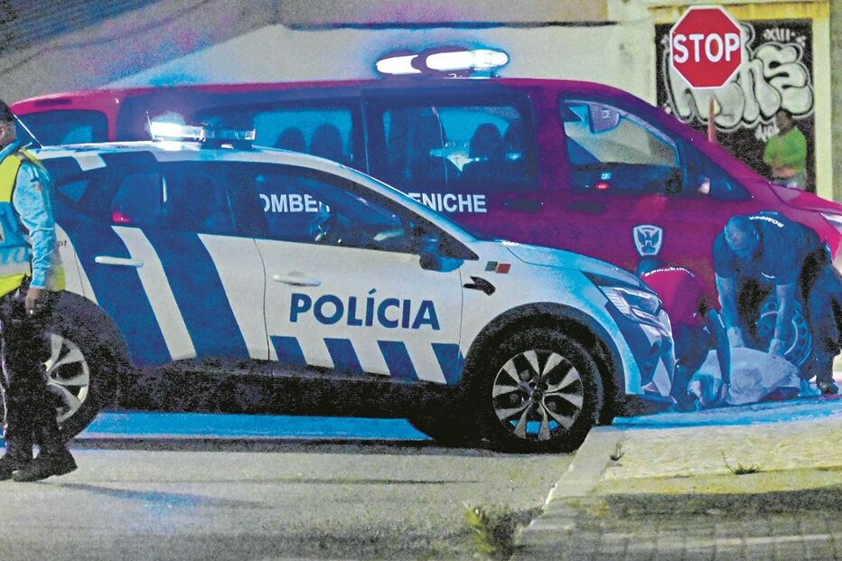 Vítima acabou por morrer na rua