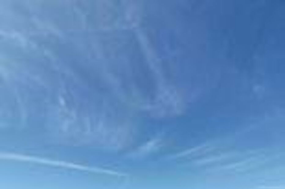 Duas colisões entre quatro carros na A2