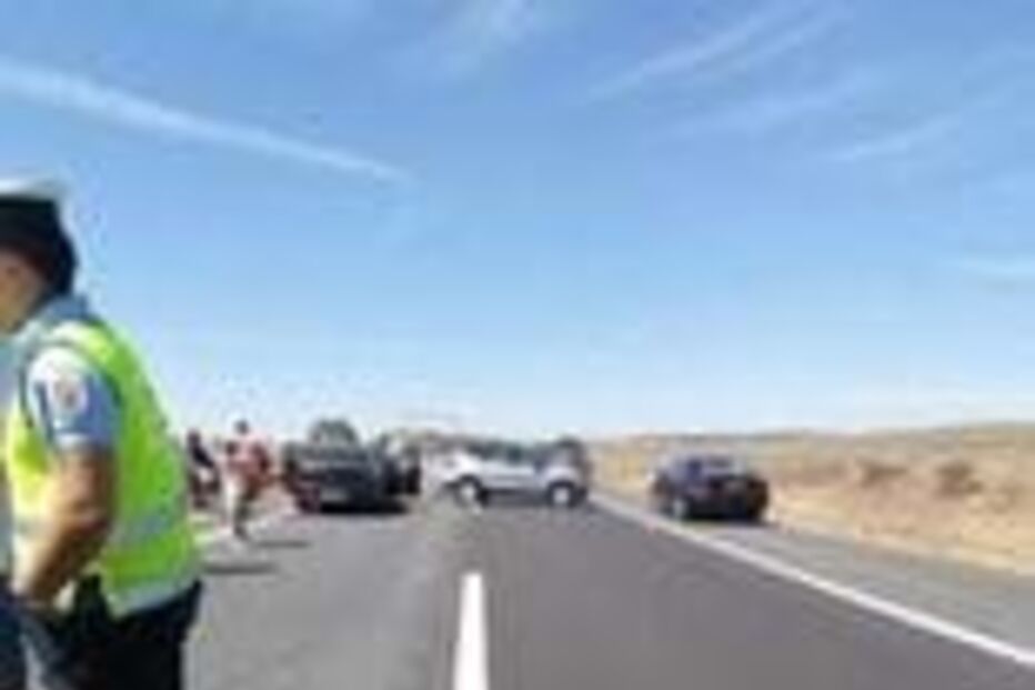 Duas colisões entre quatro carros na A2