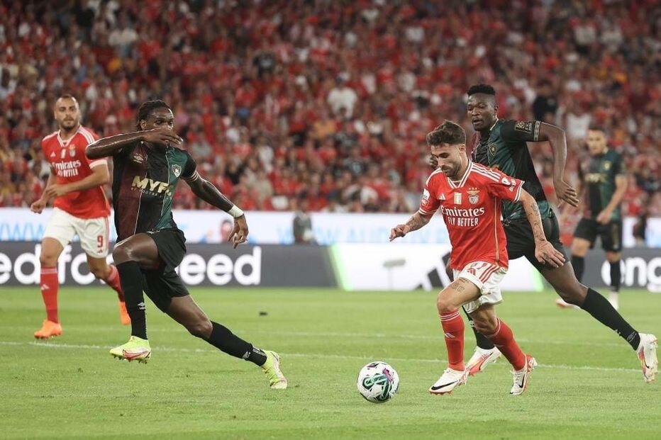 Benfica, Estrela Amadora