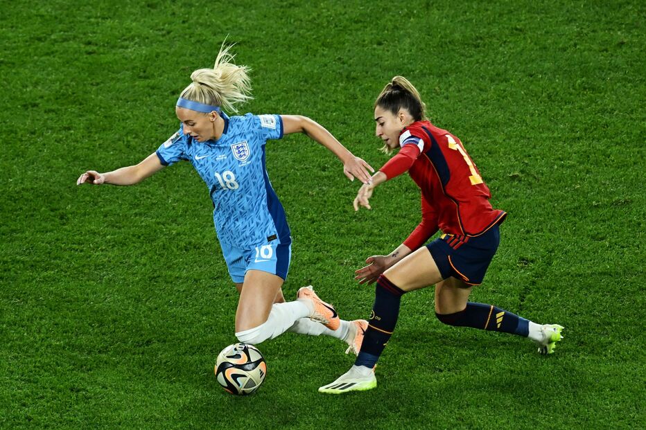 Jogo entre Espanha e Inglaterra