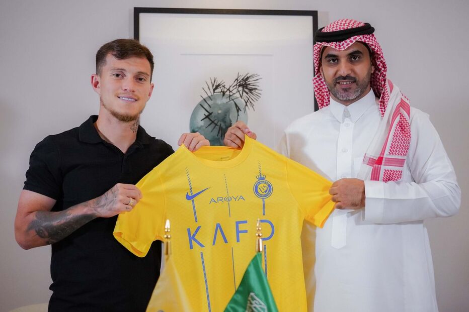 Otávio oficializado no Al Nassr