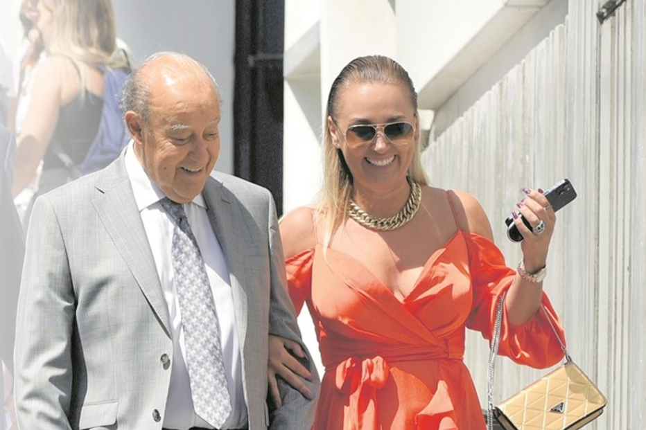 Casal está junto há seis anos