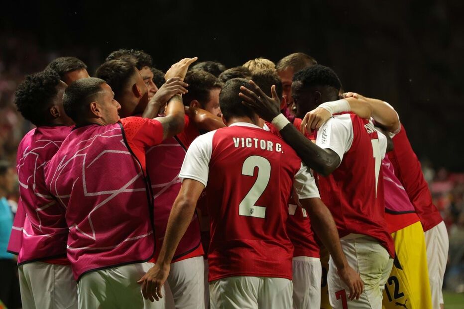 Jogadores do Sp. Braga festejam golo frente ao Panathinaikos