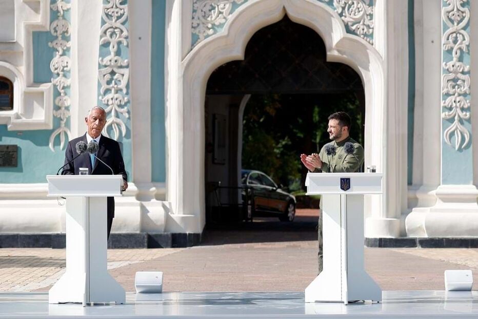 Marcelo Rebelo de Sousa e Volodymyr Zelensky na celebração do Dia da Independência da Ucrânia